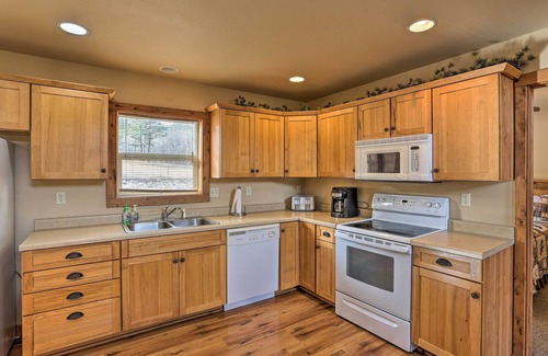 Hill City Cabina | Scenic Hill City Cabin: Hiking & ATV Trail Access