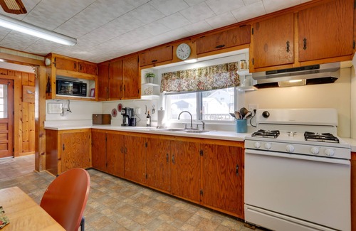 Hancock Casa | Scenic Home on the Delaware River, Pet-Friendly!