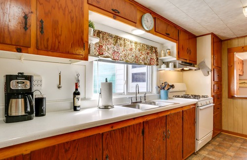 Hancock Casa | Scenic Home on the Delaware River, Pet-Friendly!