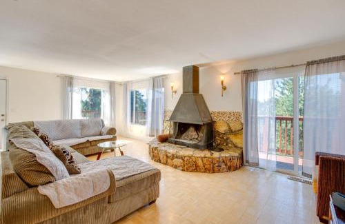 Upper Kingsbury Casa | Scenic Home with Sauna - 7 Mi to Heavenly Mountain!
