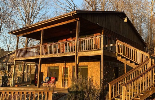 Ten Mile Casa | Scenic lake house with private covered dual-slip and two covered lake-view decks