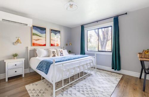 Flagstaff Casa | Scenic Mountain Getaway by the Park
