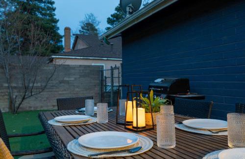 Flagstaff Casa | Scenic Mountain Getaway by the Park