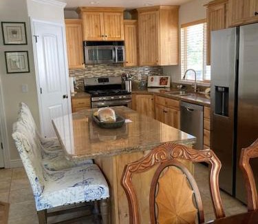 Cedar Hills Casa | Scenic Mountain Retreat