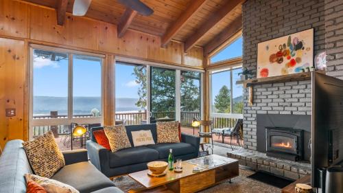 Fawnskin Casa | Scenic North Shore Stay w Games Near Snow Summit Lakeview Lodge by AvantStay