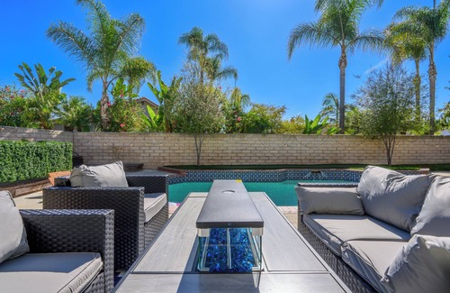 Mission Viejo Casa | Scenic Oasis Retreat| Mountain View| Disney| Laguna| Heated Pool| Game/Movie Rm