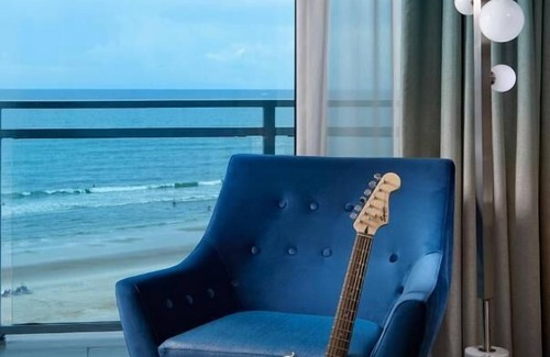 East Daytona Hotel | Scenic Ocean Views! Ocean Front Unit, Pets Allowed, Outdoor Swimming Pool!