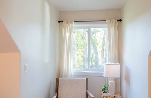 Ririe Casa | Scenic Private 30 Acre Meadow Retreat for Weddings, Reunions & Large Gatherings