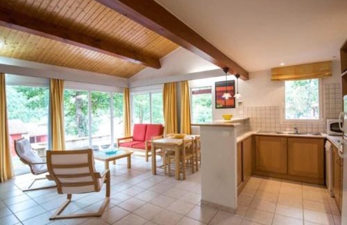 Quillan Casa | Scenic Retreat w Terrace