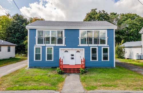 Costigan Apartamento | Scenic Riverside - 4 BD - Parking Available