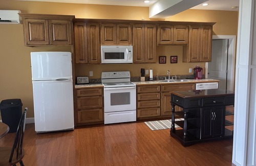 Hendersonville Apartamento | Serenidad escénica en el corazón de Apple Country