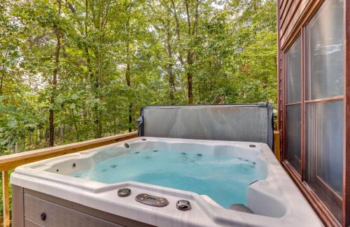 Ranger Casa | Scenic Talking Rock Creek Resort Home with Hot Tub