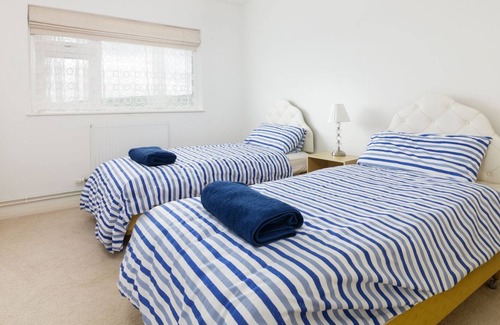 Port Erin Cabaña | Scenic View Apartment - un apartamento con capacidad para 4 personas en 2 habitaciones