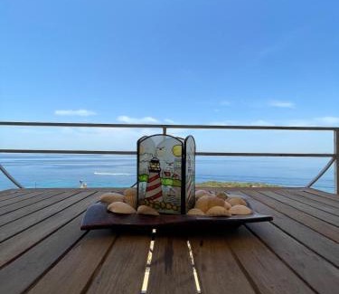 Saronida Apartamento | Scenic View Apartment by Saronida Beach
