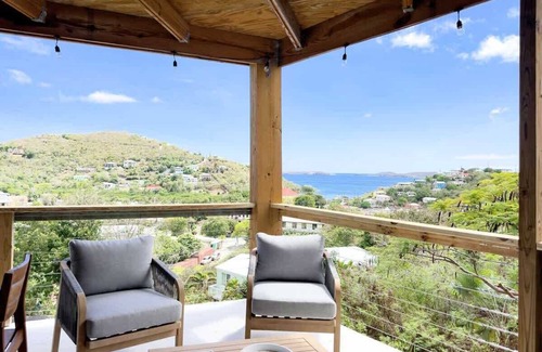 Estate Enighed Casa | Ocean View Villa, Walk to Beach