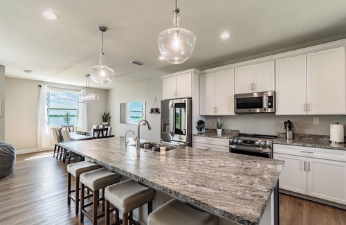 Southside Rural Community Casa | Scenic Waterfront Views, Family Pool Retreat, Games !3min Tampa Bay Boat Launch!