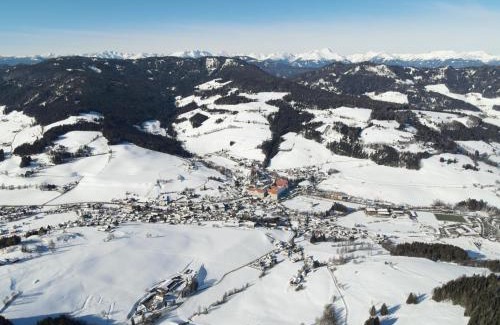 Sankt Lambrecht Apartamento | Schöne Ferienwohnung im Naturpark Grebenzen