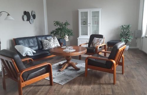Stoltebuell Apartamento | Schöne Ferienwohnung Im alten Gasthaus in Stoltebüll
