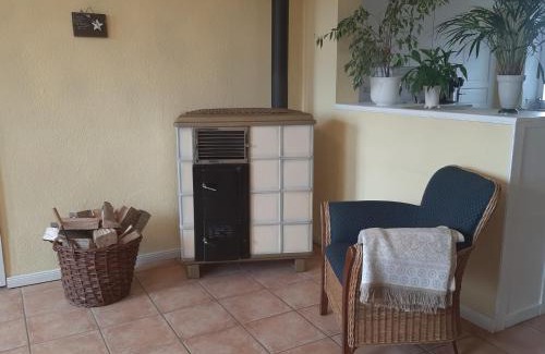 Stoltebuell Apartamento | Schöne Ferienwohnung Im alten Gasthaus in Stoltebüll