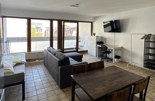 Oststadt Apartamento | Schöne, Große und Zentrale Wohnung mit 2 Balkonen - Appartement mit 3 Schlafzimmern