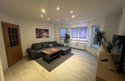 Alach Apartamento | Schöne helle Ferienwohnung 64qm mit Kingsize Bett, Smart-TV, Wlan und sehr ruhige Lage