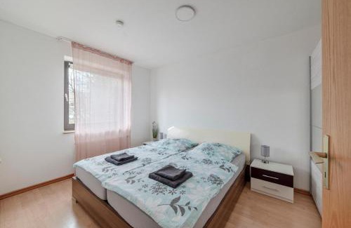 Eller Apartamento | Schöne, möblierte Wohnung mit Balkon und Tiefgarage