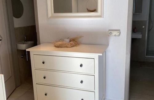 Goeppingen Apartamento | Schöne moderne renovierte Einliegerwohnung mit Terrasse