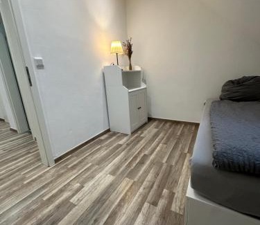 Melle Apartamento | Schöne, moderne Wohnung mit Waldblick & Parkplatz