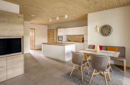 Neualbenreuth Apartamento | Schöne Wohnung mit Kuschliger Galerie