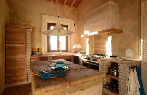 Saline di Volterra Apartamento | Schöne Wohnung In Volterra Mit Gemeinsamem Garten