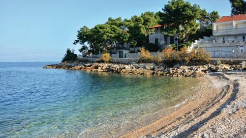 Stomorska Casa | Schönes Ferienhaus direkt am Meer