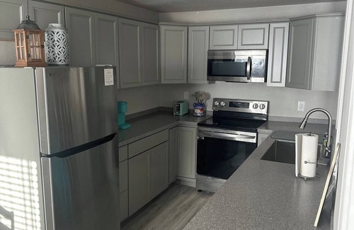 Converse Casa | Schertz Country Farmhouse on 1 acre with Gameroom