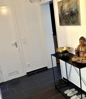 Suedviertel Apartamento | Schickes 2-Zimmer Appartement Messe Rü Innenstadt