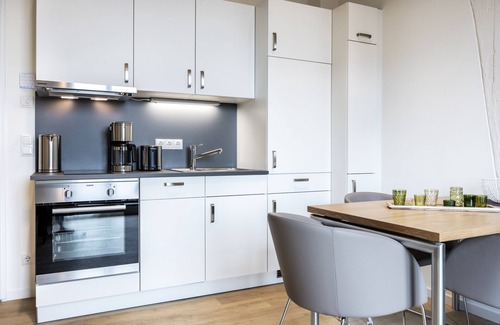 Wismar Apartamento | Schickes Hafenapartment mit Balkon und Tollem Ausblick in Hervorragender Lage