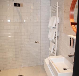Dinkelsbuehl Hotel | Schlafzimmer - self Check-in