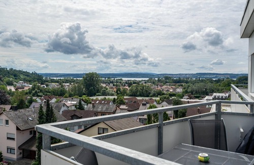 Uhldingen-Muehlhofen Apartamento | Schlossbühl penthouse: exclusive accommodation with a magnificent view