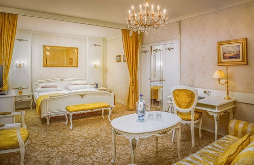 Innere Stadt Hotel | Schlosshotel Römischer Kaiser