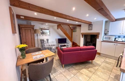 Longnor Casa | School House Cottage