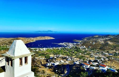 Serifos Casa | School House with Panoramic View