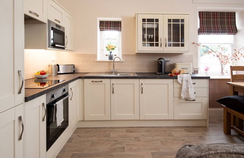 Gattonside Apartamento | SCHOOL VIEW - in the bustling market town of Melrose near to the countryside