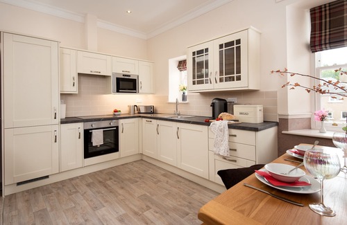 Gattonside Apartamento | SCHOOL VIEW - in the bustling market town of Melrose near to the countryside