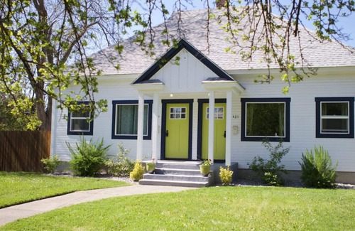 Walla Walla Apartamento | Schoolhouse Extended Stay - 421 E Cherry