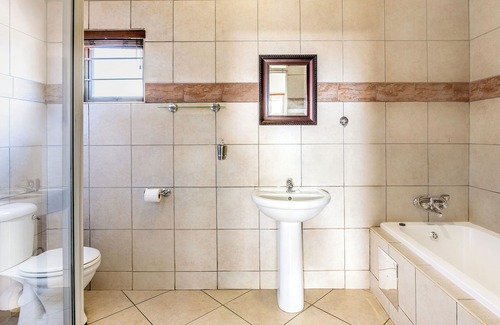 Pretoria Casa | Schoongezich Guesthouse