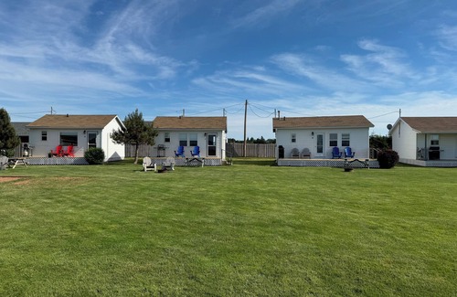 Summerside Cabaña | Schurmans Shore Waterfront Cottage #9