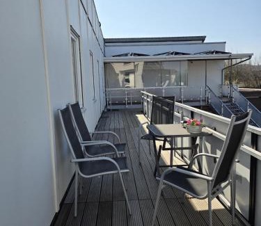 Calw Apartamento | Schwarzwald Lodge OG - Perfekt für Familien und Gruppen