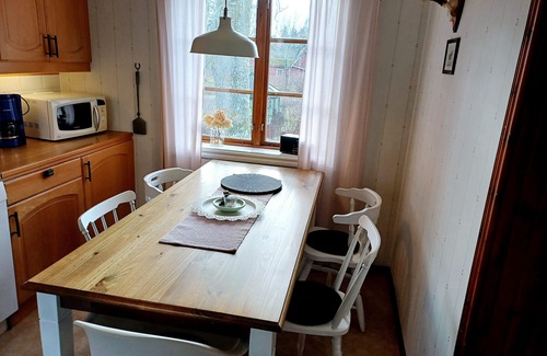 Odskolt Casa | Schwedenhaus, Naturnah, 5pers, 2 Schlafzi, Freewifi, Garten