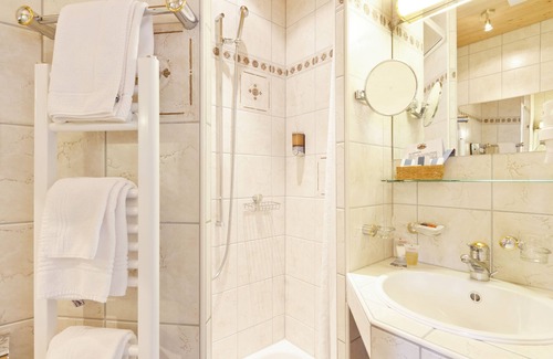 Maloja Hotel | Schweizerhaus Swiss Quality Hotel