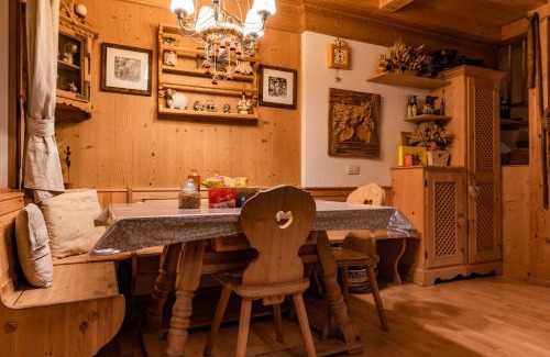 Kastelruth Apartamento | SciliarGuestHouse-due piani parcheggio privato