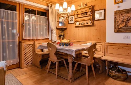 Kastelruth Apartamento | SciliarGuestHouse-due piani parcheggio privato