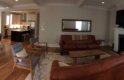 Old Town Cabaña | Casa Scituate | Encanto del casco antiguo | 6BR 6. 5 Baños | Duerme 12+